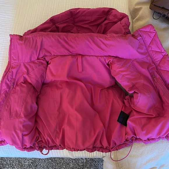 Lululemon Wunder Puff Super-Cropped Vest RARE, Size 4 - Picture 8 of 13